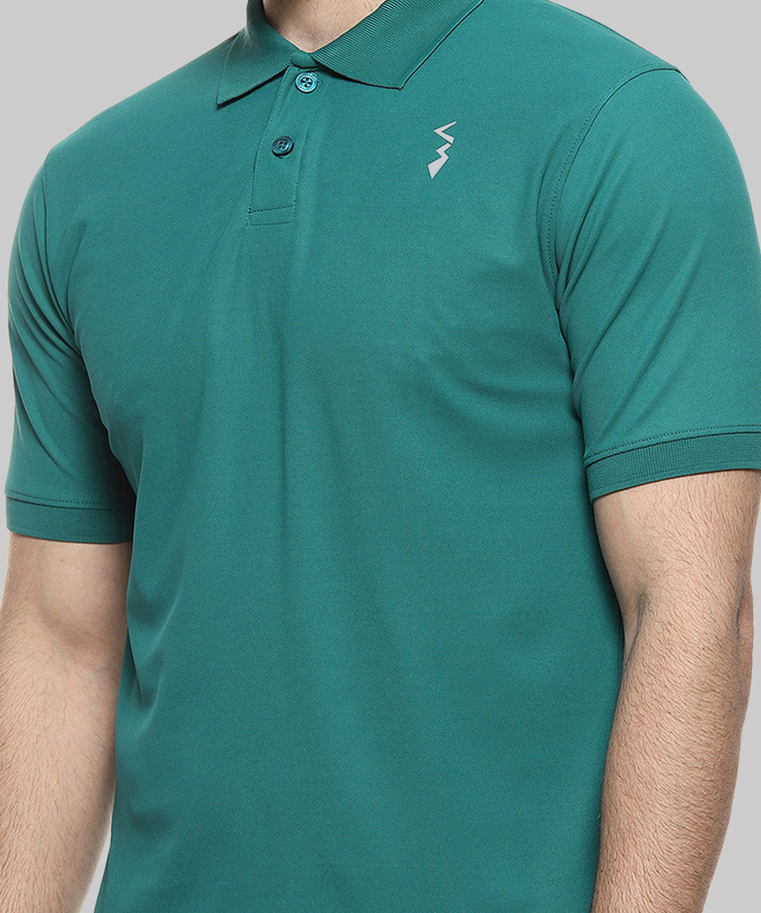 Green Men Solid Polyester Sports Tshirt Polo Neck