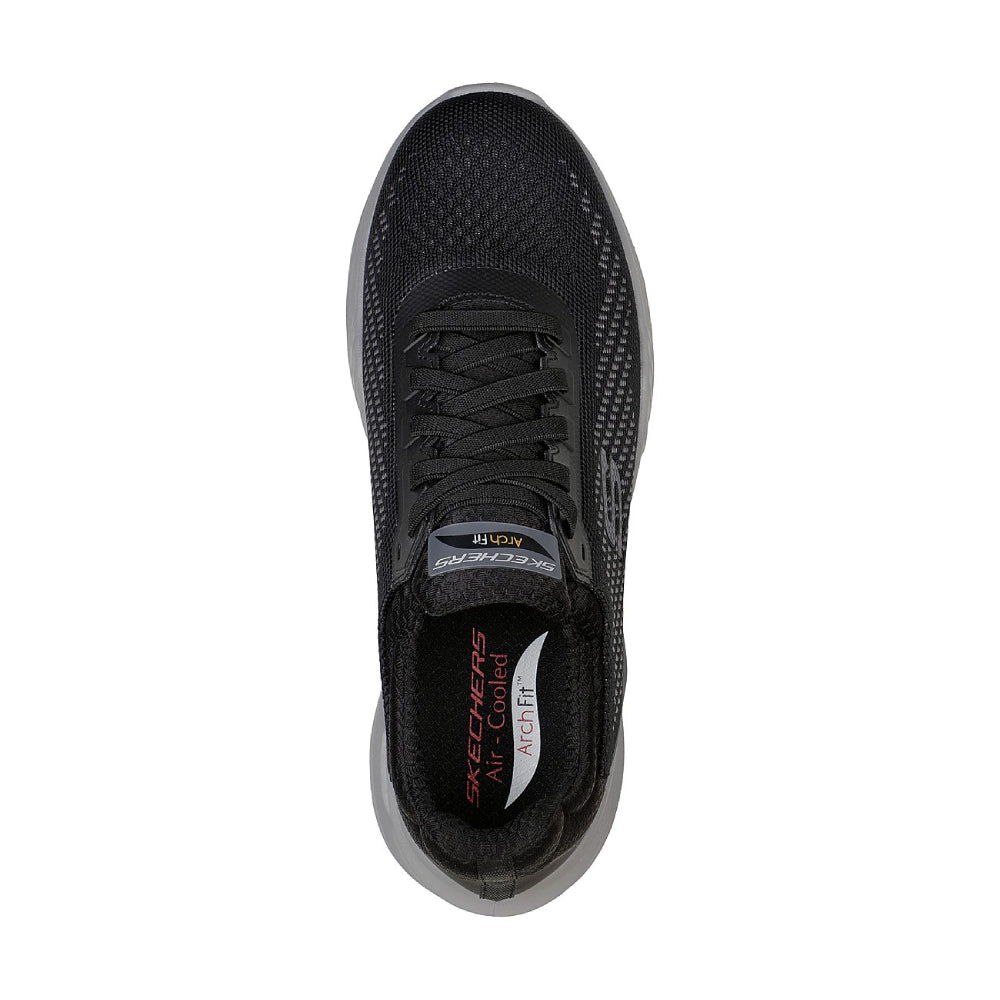 Men's Arch Fit Orvan-Trayver Running Shoe (Black)