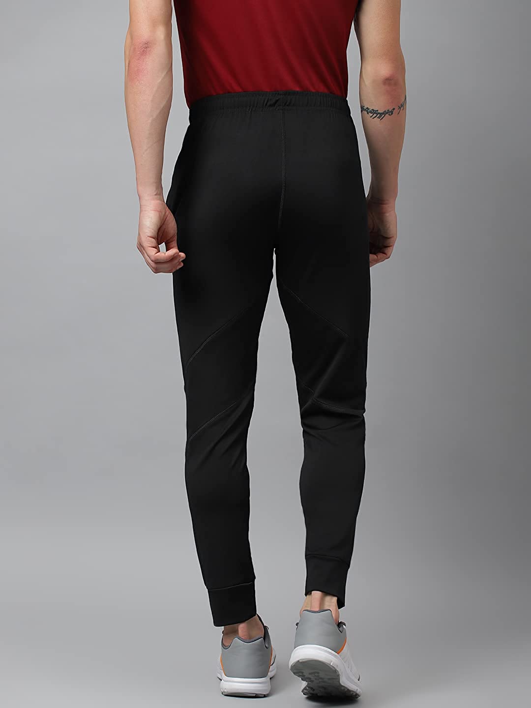 Men's Slim Fit Polyester Joggers (Jet Black)