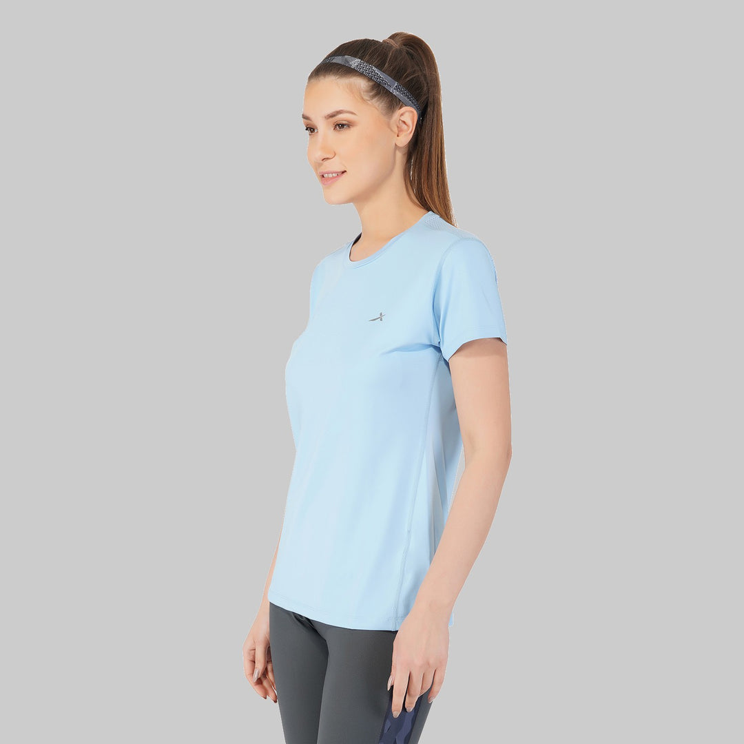Solid Women Round Neck Light Blue T-Shirt (Sky)