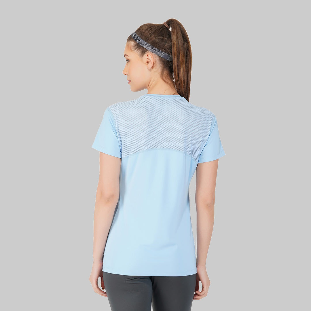 Solid Women Round Neck Light Blue T-Shirt (Sky)