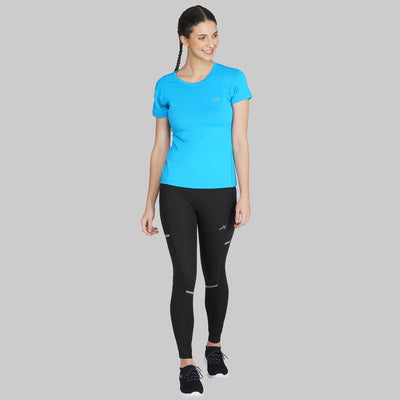 Solid Women Round Neck Blue T-Shirt (Teal)