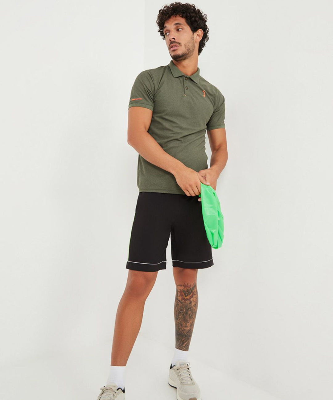 Olive Men Solid Polyester Sports Tshirt Round Neck