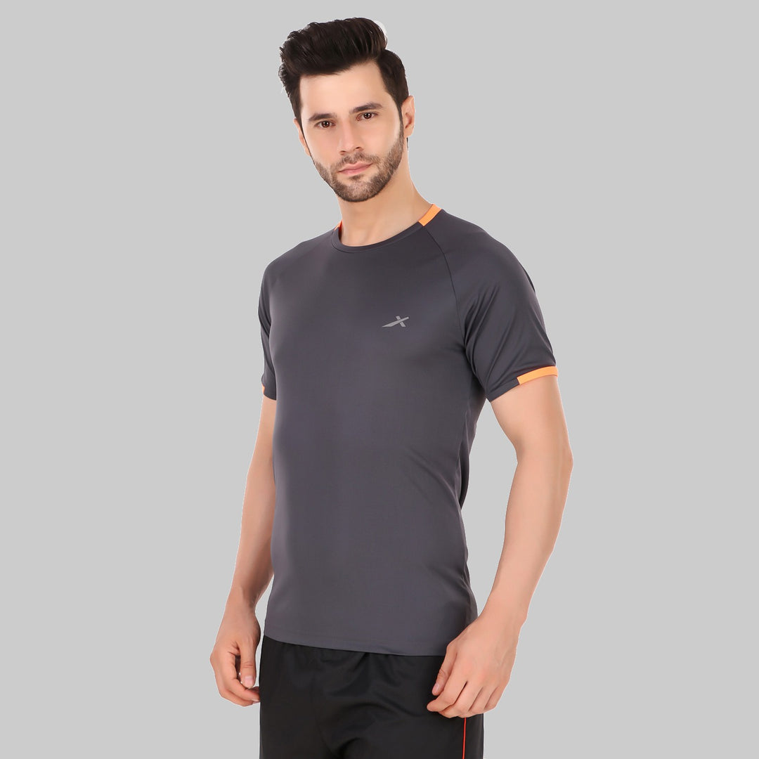 Solid Men Round Neck Grey T-Shirt (Grey/Casual)