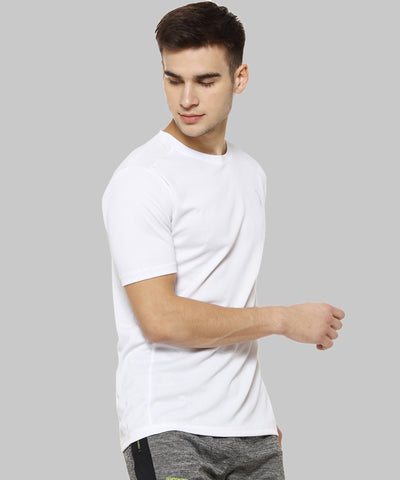 White Men Solid Polyester Sports Tshirt Round Neck