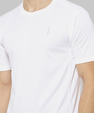 White Men Solid Polyester Sports Tshirt Round Neck